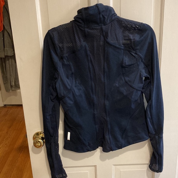 Zella M zip up athletic long sleeve. Navy blue, lots of cool venting. EUC - Picture 3 of 5